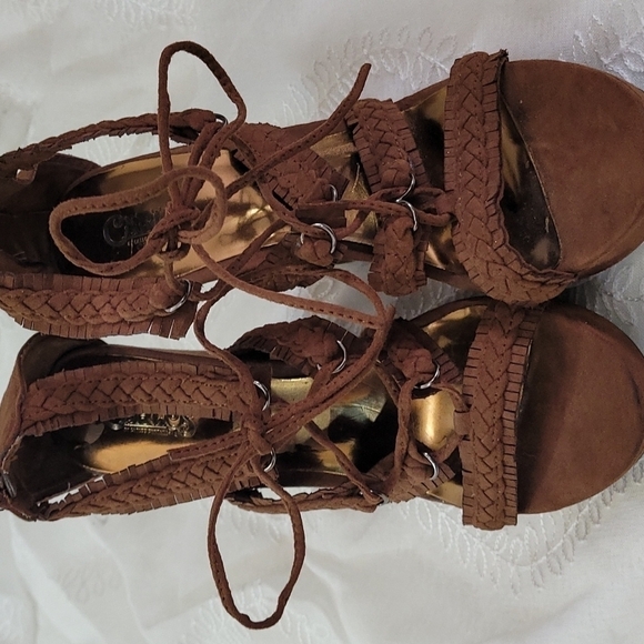 Carlos Santana Wedge Sandals Chocolate Lace Size 8 - Picture 7 of 10